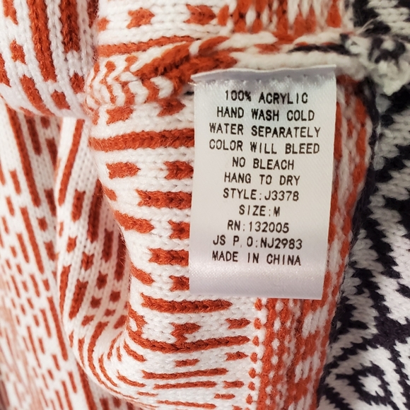 entro Boho Fringe Binge Oversized Vest. - Picture 9 of 10